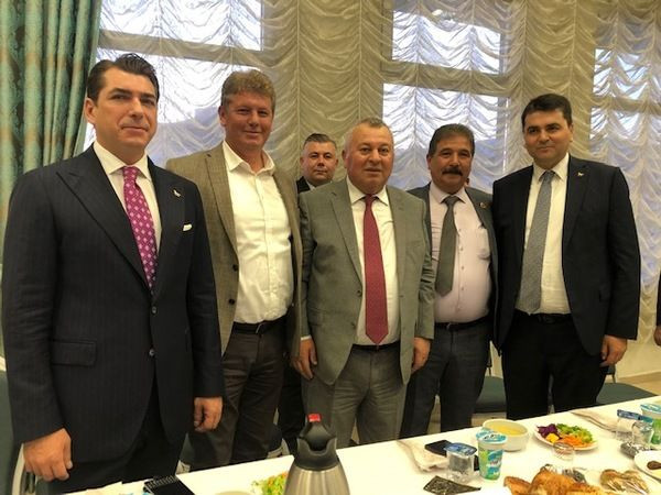 Enginyurt Kocaeli’de terledi… Masanın yedinci ayağını açıkladı!