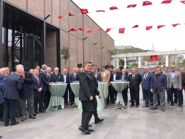 Kocaeli protokolü bayramlaştı “HEPİMİZ KARDEŞİZ”