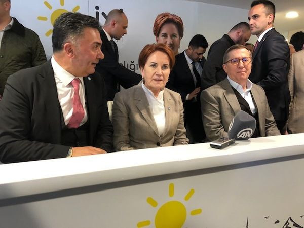 Akşener Kocaeli’den seslendi “BUNDAN SONRA AĞALARIN İŞİ ZOR”