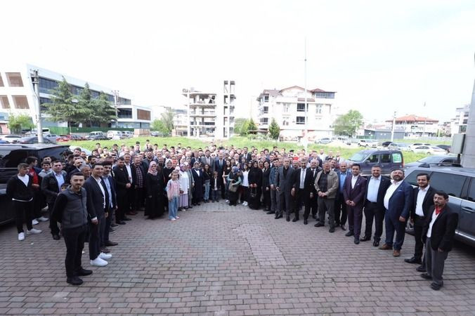 AKP'de 12 ilçede 7 milletvekili, 12 belediye başkanlı bayramlaşma