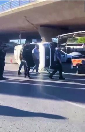 5 kişinin yaralandığı kazada, şoför olay yerinden kaçtı!