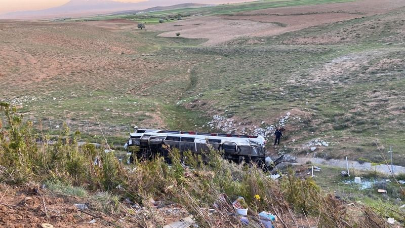 Feci otobüs kazasının ateşi Kartepe’ye düştü