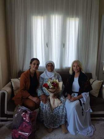 BBP’nin kadın başkanı Şırnak’ta şehit ailelerine gitti