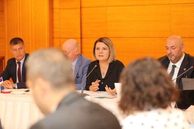İzmit İstanbul’a mı bağlandı? 20 yöneticiyle toplantı yaptılar