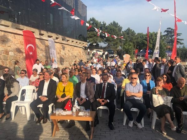 İzmit Belediyesi klasik belediyeciliğin dışına çıkmış!