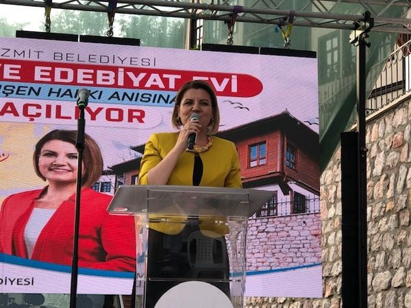 İzmit Belediyesi klasik belediyeciliğin dışına çıkmış!