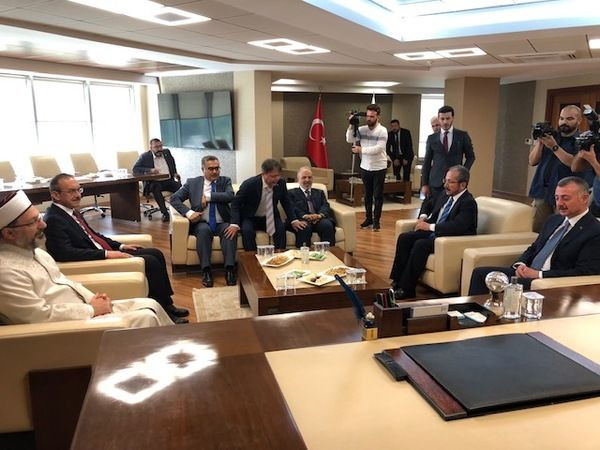 Büyükakın, Diyanet İşleri Başkanı’ndan bakın ne istedi?