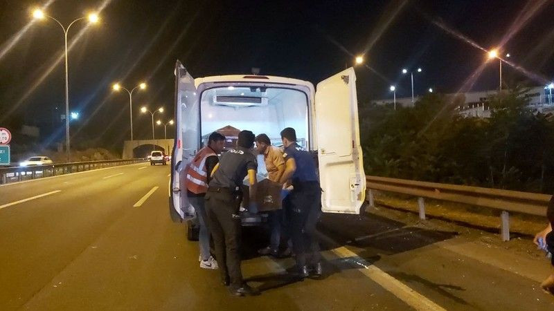 Karşıya geçerken tır çarptı, hayatını kaybetti!
