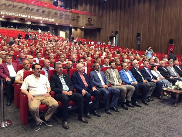 Büyükakın “Vatandaş iş yapanı da şov yapanı da ayırıyor”