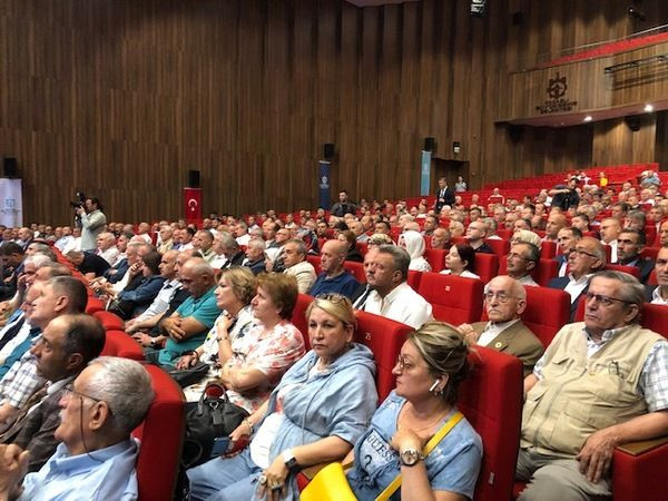 Muhtarlar adına konuştu “Kartuşumuz bitse Büyükşehir yetişiyor”