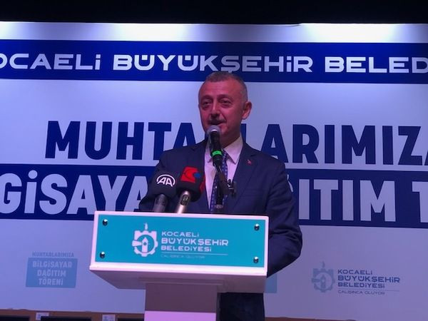 Büyükakın “Vatandaş iş yapanı da şov yapanı da ayırıyor”
