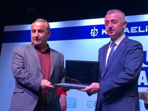 Muhtarlar adına konuştu “Kartuşumuz bitse Büyükşehir yetişiyor”