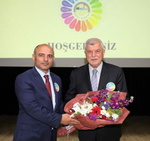 Çocukları Karun gibi zengin olan Karaosmanoğlu etik dersi verdi