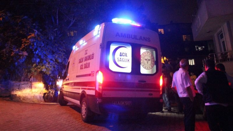Sokak ortasında bıçakladılar AĞIR YARALANDI!