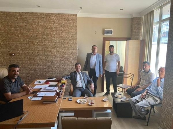 Aday gibi geziyor Emirşah Torun KÖRFEZ’DEN ÇIKMIYOR!