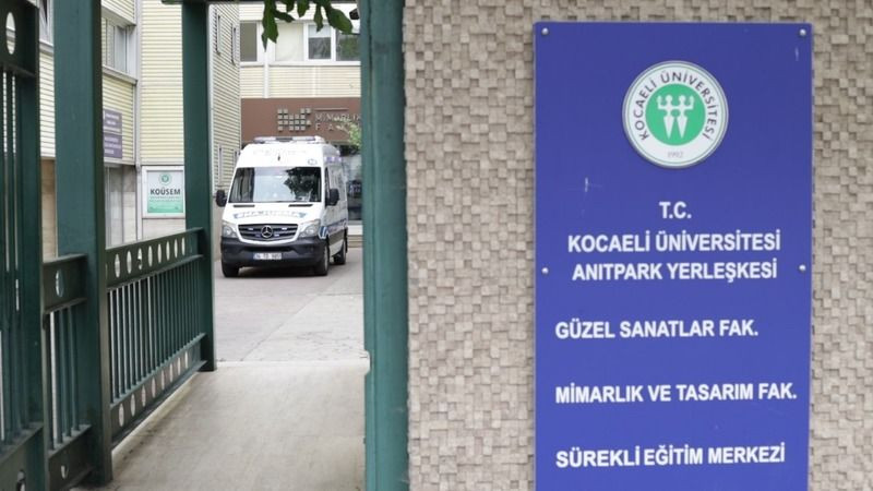 Beyza, Büyükşehir'in hasta nakil ambulansıyla sınava girdi