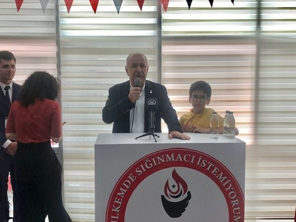 Özdağ Kocaeli’de esti gürledi: Gerekirse 10 milyonu zorla göndereceğiz!