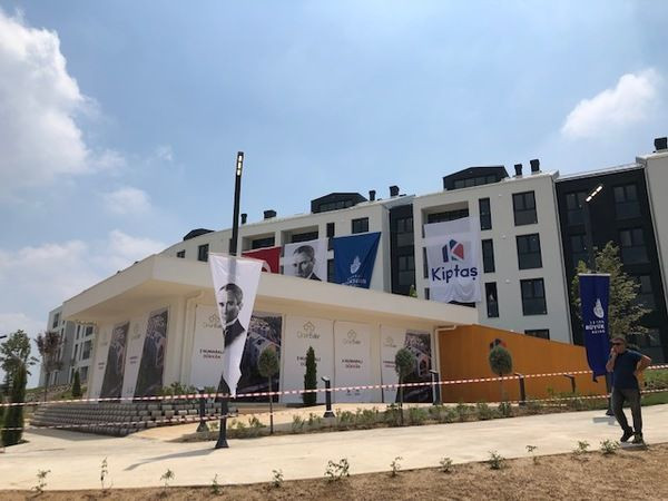 İzmit’te İSTANBUL RÜZGARI ESİYOR!