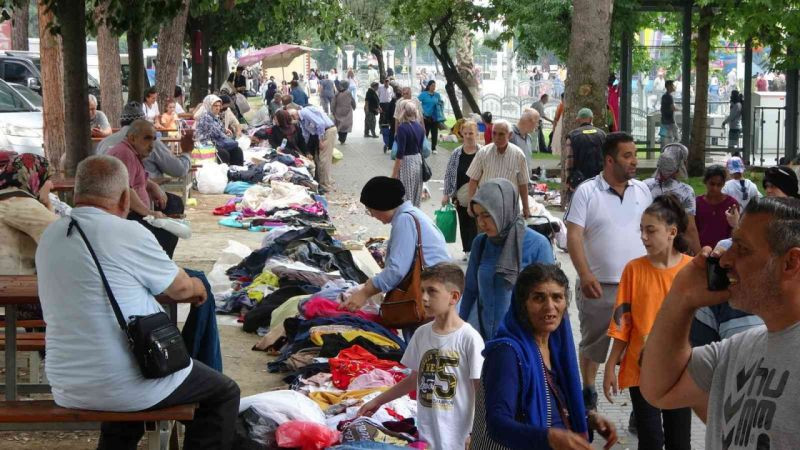 İzmit çarşıda arefe yoğunluğu