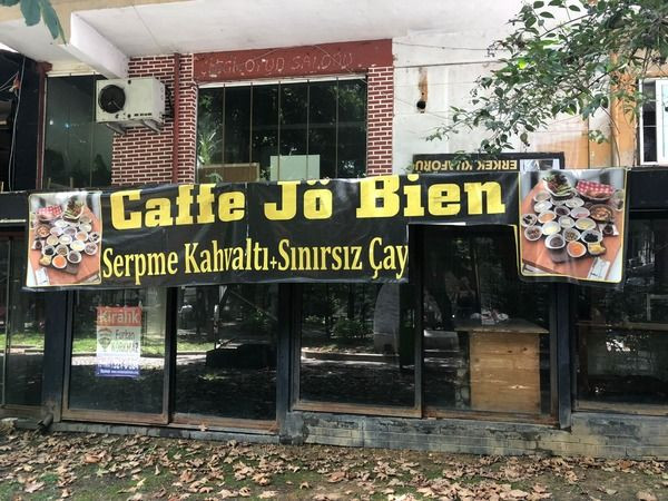 Kent meydanı moda olunca ORADA KEPENKLER İNDİ!