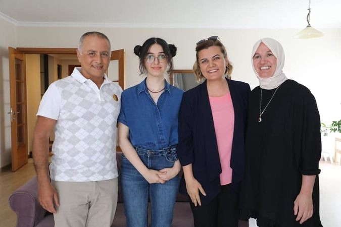 Biri okuduğu biri yaşadığı ilçeden peki ya Hürriyet? Sırada Diyarbakır ve Balıkesir mi var?