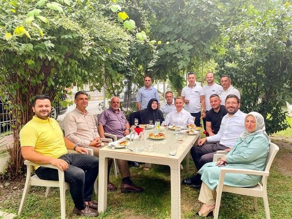AKP'de 6 vekil sahada, Fikri Işık nerede?