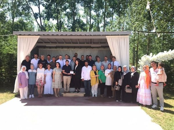 Kocaeli’de bir kadın siyasetçi doğuyor STK BAŞKANLARINI VE MUHTARLARI BİR ARAYA GETİRDİ!