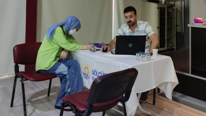 Gölcük Belediyesi Üniversite Tercih Merkezi hizmete başladı