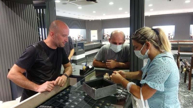 Düğün sezonuyla birlikte çeyrek ve grama olan ilgi yükseldi