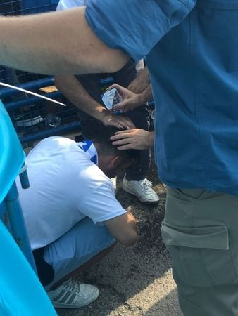 Erdoğan’ı görmek isteyen AKP’Lİ GENÇ FENALAŞTI