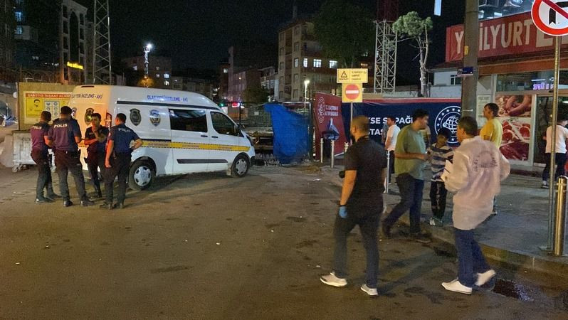 Silahlı kavga kanlı bitti: 2 YARALI