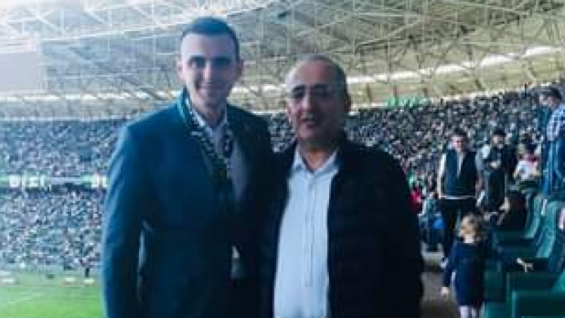 Azeri’den Kurt’a Akar tepkisi