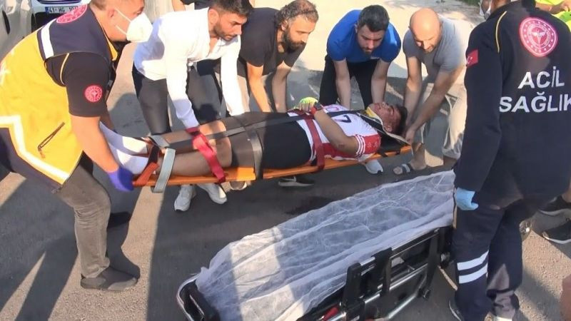 Bisikletiyle gezerken hastanelik oldu