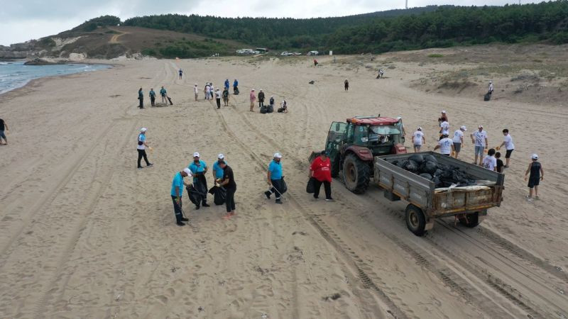 Farkındalık temizliğinde 500 kilo atık toplandı