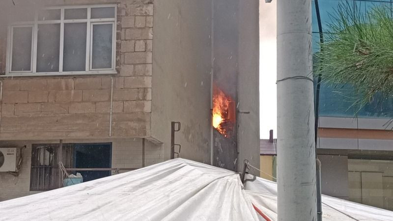 Gebze'de korkutan yangın!