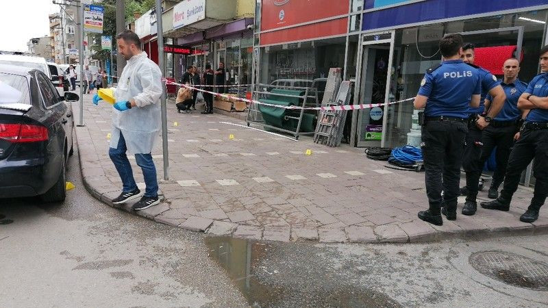 Kocaeli'de güpegündüz silahlı saldırıya uğradı, soğuk kanlılığı ile şaşırttı