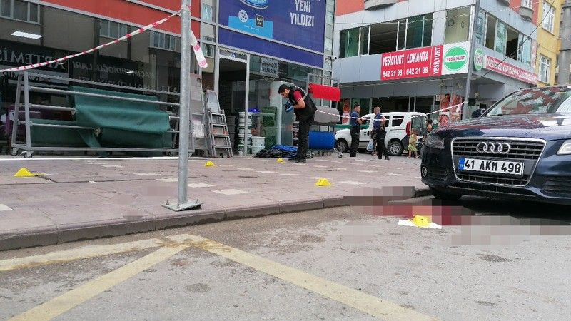 Kocaeli'de güpegündüz silahlı saldırıya uğradı, soğuk kanlılığı ile şaşırttı