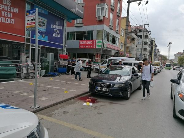 Kocaeli'de güpegündüz silahlı saldırıya uğradı, soğuk kanlılığı ile şaşırttı