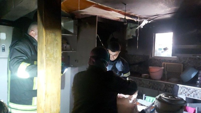 Yaşlı çift felaketi ucuz atlattı