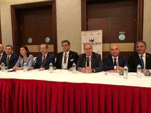 Bu da oldu! Oda başkanı CHP’nin toplantısına şoförünü yolladı