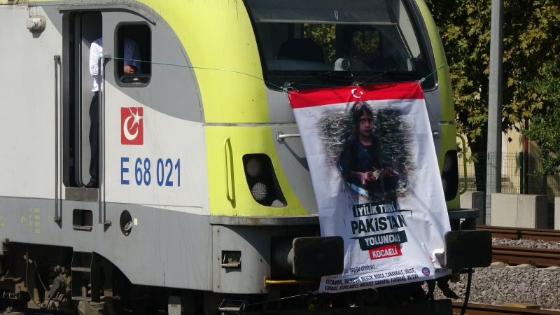 Kocaeli'den Pakistan'a yardım!