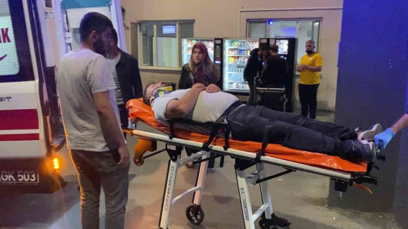 Aracını yolda bırakıp polisten kaçtı, ortalık savaş alanına döndü