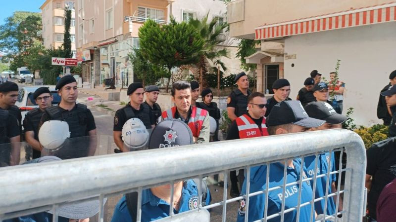 Gençtürk’ü isyan ettirdiler “Güvenliği tehdit mi ediyoruz?”