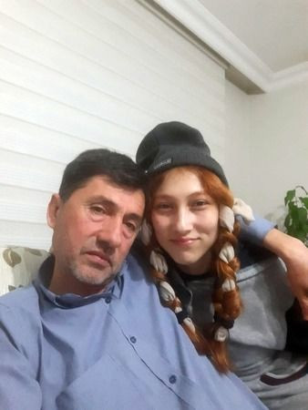 Kızını toprağa veren babanın acısı ikiye katlandı