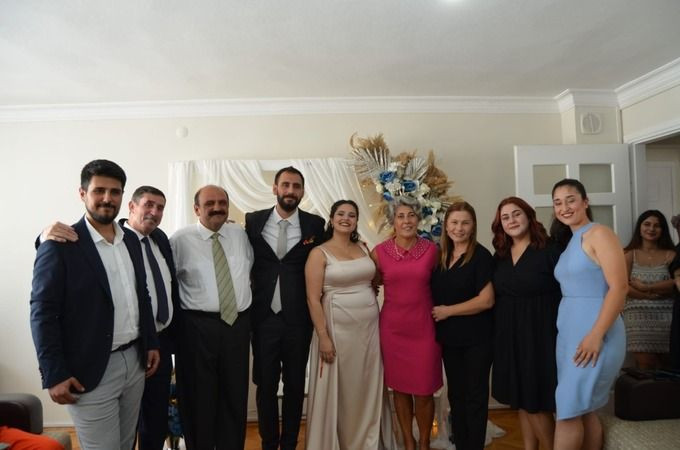 Elif ile Cem, evlilik yolunda ilk adımı attı