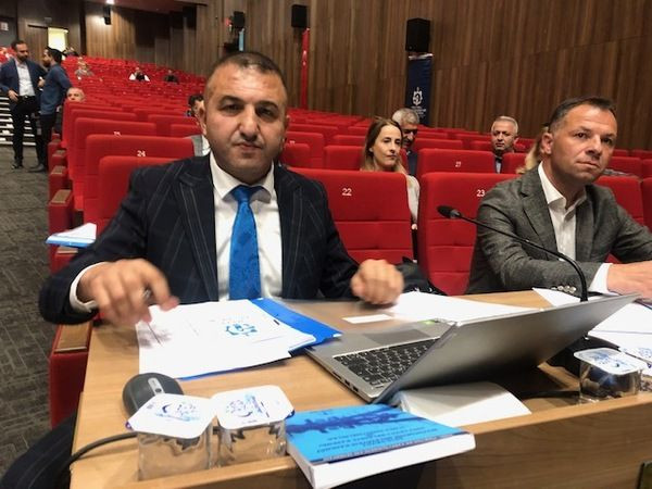 CHP’lilerden Büyükşehir’e kentsel dönüşüm sorusu!