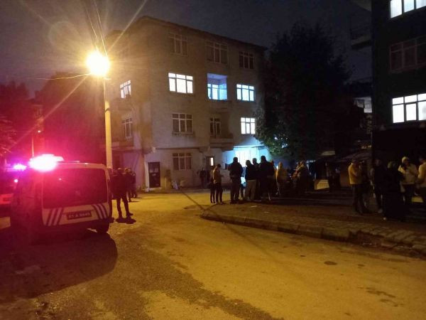 Kocaeli'de 25 yaşındaki genç, şüpheli şekilde pencereden düştü