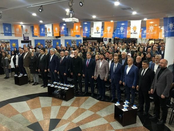 Mete’den Yıldırım’a ZEYTİN DALI