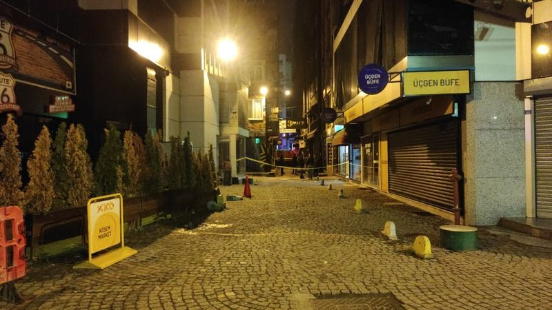 İzmit'te, 28 yaşındaki genç sokak ortasında öldürüldü