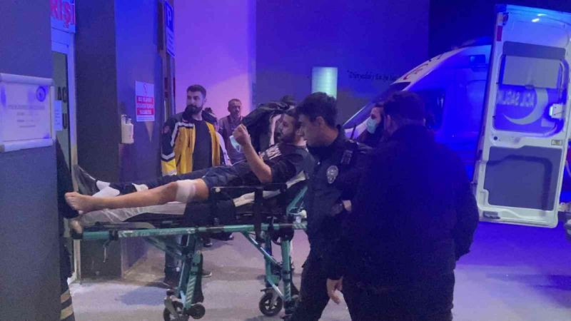Arkadaşının kaza yaptığı yere gitti, husumetlileri tarafından vuruldu
